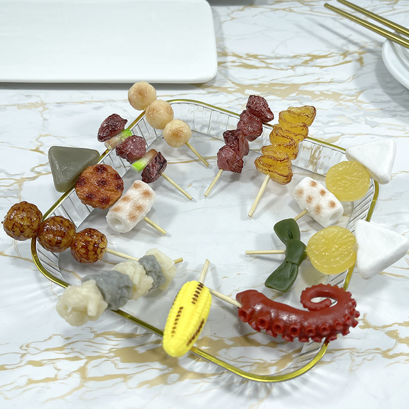 Nowy brelok do kluczy z symula – Centerpiece Stick recenzja i cena